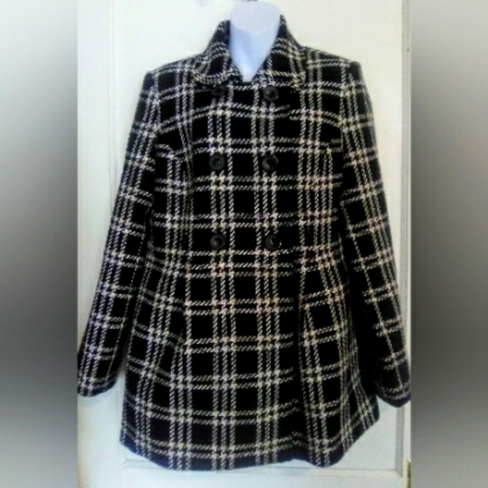 STYLE & CO LADIES BLACK AND WHITE PLAID PEA COAT